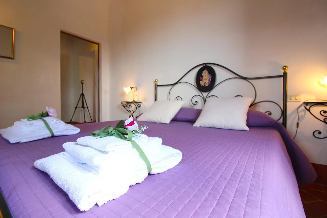 Le Celle Villa Cortona 0*,